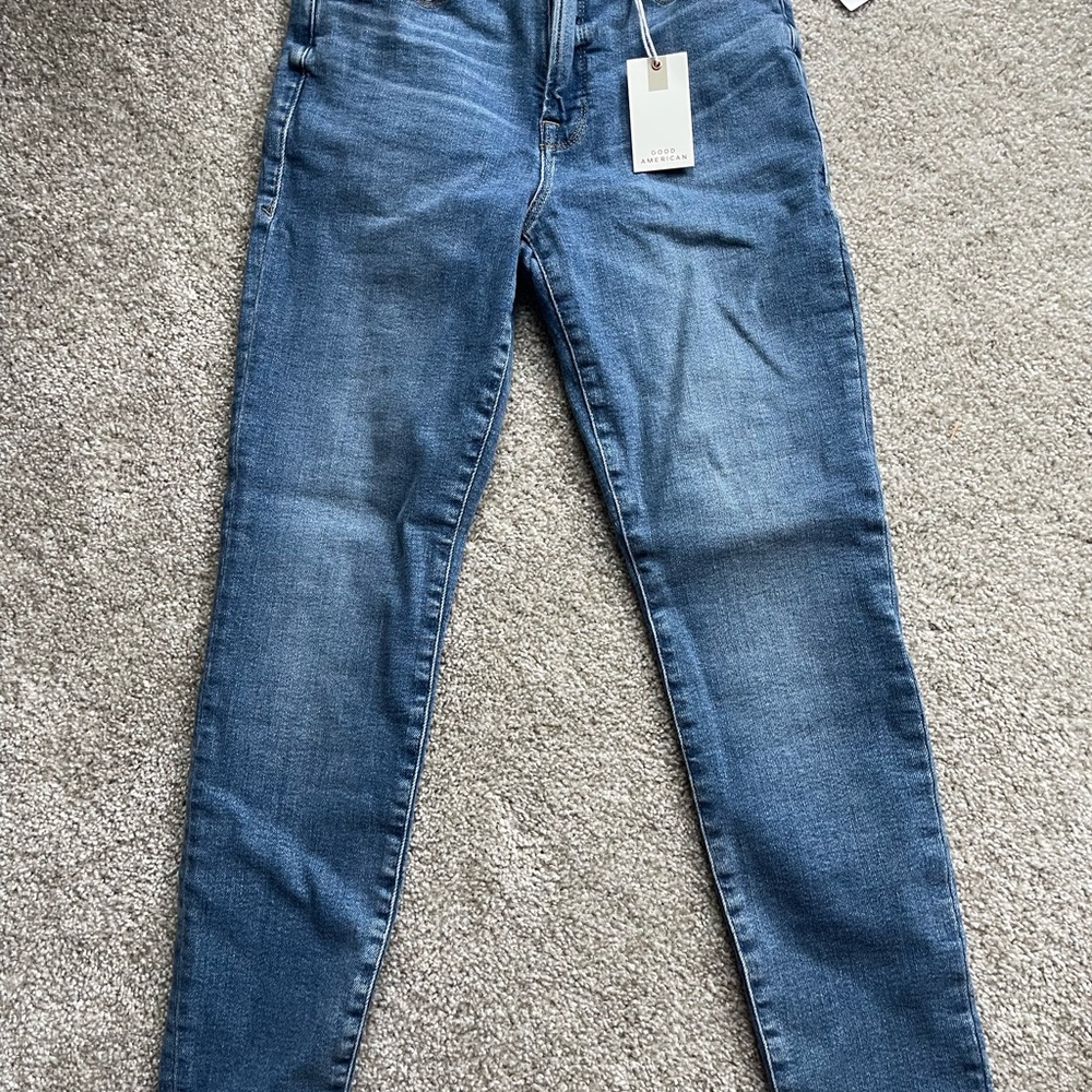 Good American Classic Blue Ankle Jeans